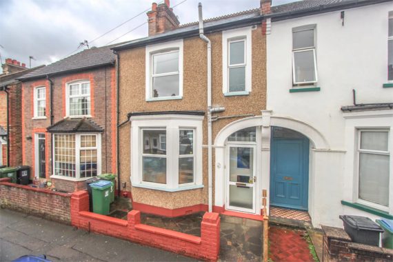 3 bedroom Terraced f...